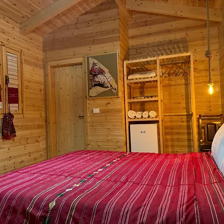 Fishta - Mrizi I Zanave Hébergement de vacances *