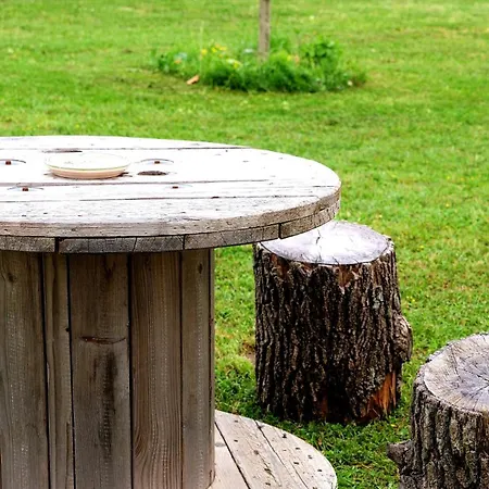 Fishta - Mrizi I Zanave Nyaraló Fishte