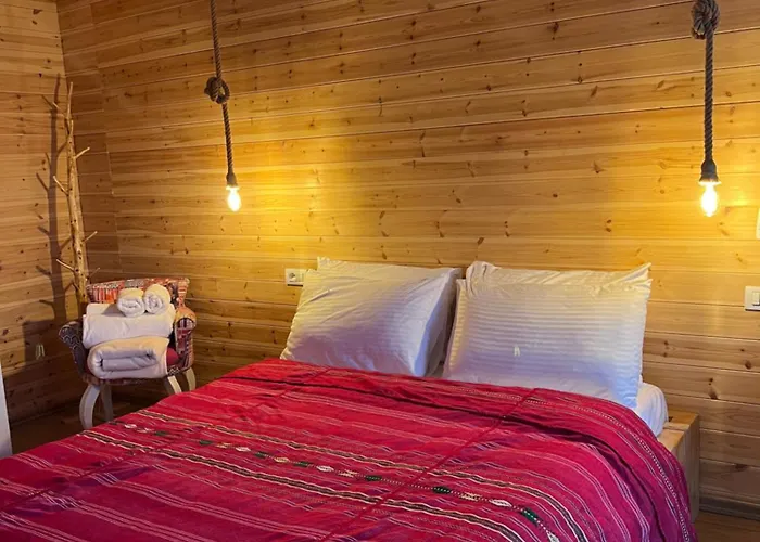 Fishta - Mrizi I Zanave Tatil Evi Fishte